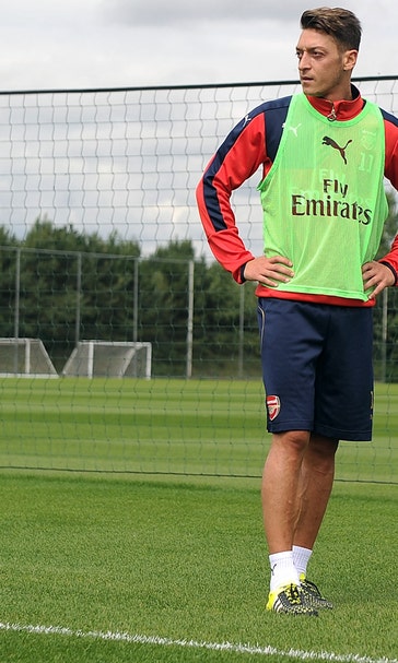 Arsene Wenger expects Mesut Ozil to shine this season